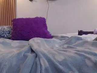 Ariasmithog  live sex cam