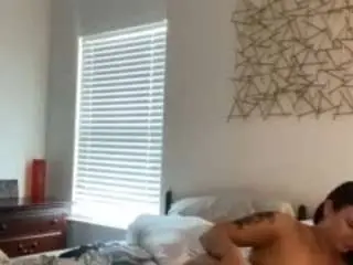 Breeanneduluth  live sex cam