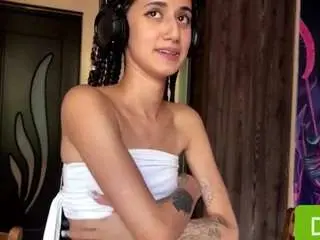 Lakeisharankin  live sex cam