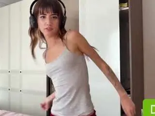 Lakeisharankin  live sex cam