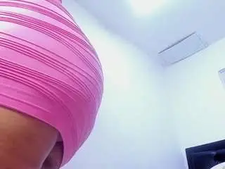 Vanesajuicy23  live sex cam