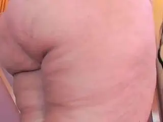 Vanesajuicy23  live sex cam