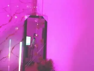 Disyamil  live sex cam