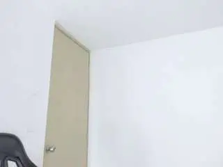 Dolly-bm  live sex cam