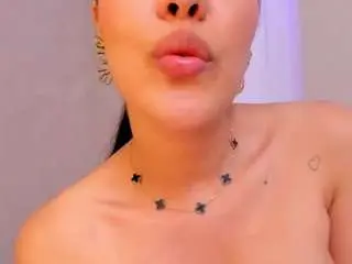 Lexiethompson  live sex cam