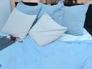 Merielenbloom  live sex cam