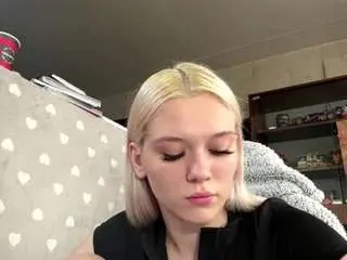 Dennaduerson  live sex cam