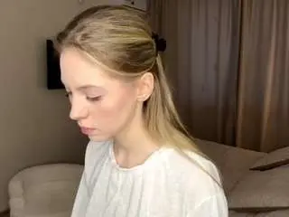 Hannahlella  live sex cam