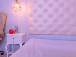 Lanapeaches  live sex cam
