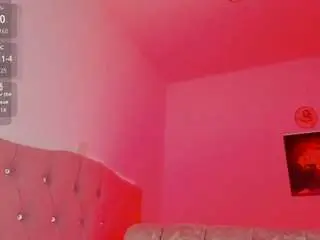 Oriana3  live sex cam