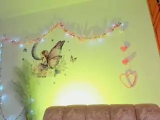 Oriana3  live sex cam