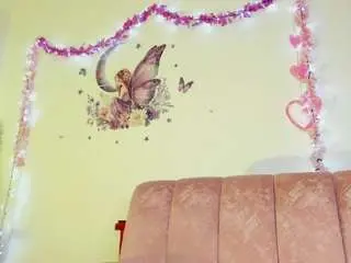 Oriana3  live sex cam