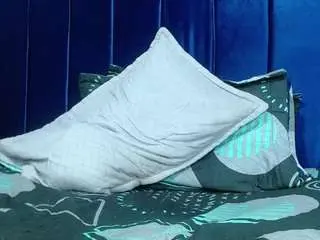 Bombom-brown1  live sex cam