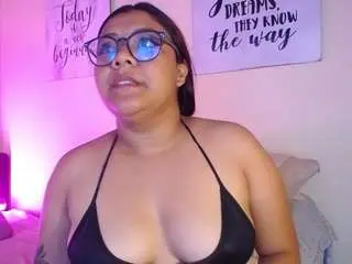 Miissmegan  live sex cam