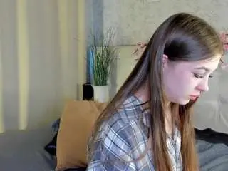 Miss-kikki  live sex cam