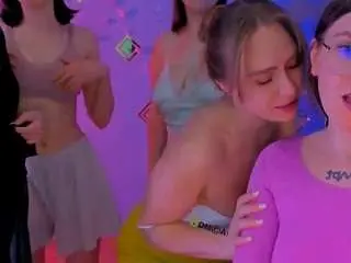 Eira-mouse  live sex cam