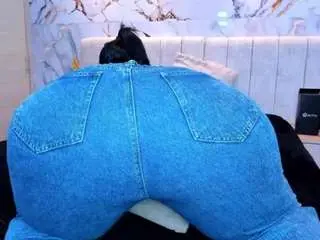 Kyana-cream  live sex cam