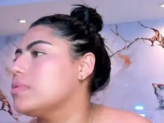 Kyana-cream  live sex cam