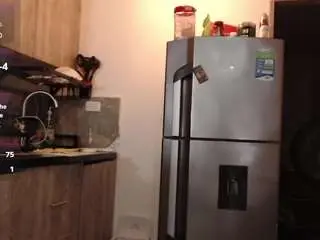 Ambarsofhia  live sex cam