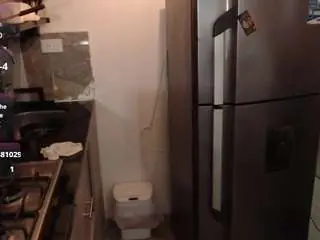 Ambarsofhia  live sex cam