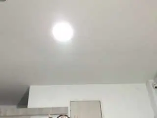 Ambarsofhia  live sex cam