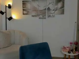 Haileyflorez  live sex cam