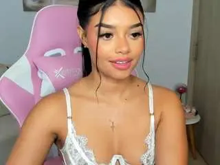 Haileyflorez  live sex cam