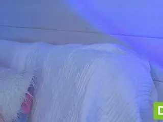 Ivyswings  live sex cam