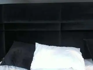 Lauracarther  live sex cam