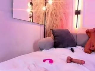 Lauracarther  live sex cam