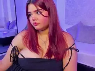 Lia-chips  live sex cam