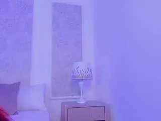 Lia-chips  live sex cam
