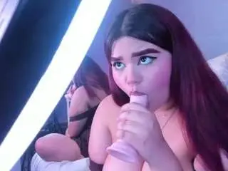 Lia-chips  live sex cam