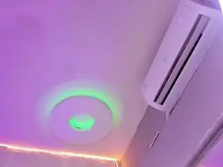 Lia-chips  live sex cam
