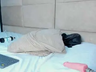 Sienastone  live sex cam