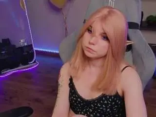 Zelda11  live sex cam