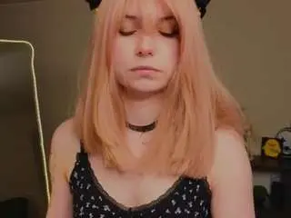 Zelda11  live sex cam