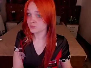 Emili-hols  live sex cam