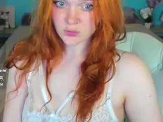 Emili-hols  live sex cam