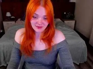 Emili-hols  live sex cam