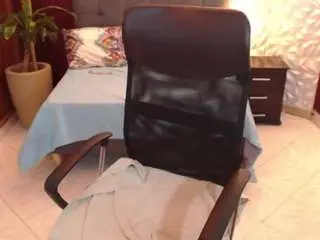 Maira-tf  live sex cam