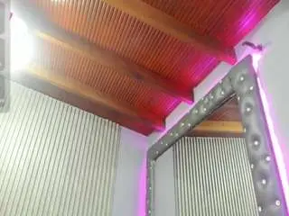 Paulinnacurvy  live sex cam