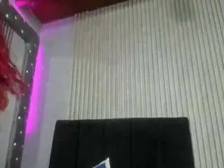 Paulinnacurvy  live sex cam