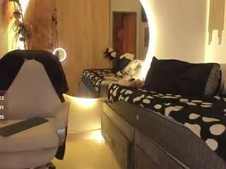 Amber-disney  live sex cam