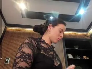 Channelwhite  live sex cam