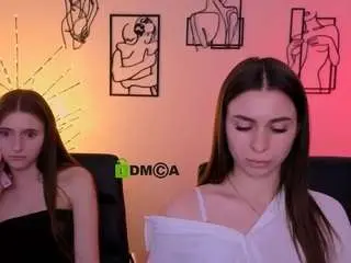 Flora-ri  live sex cam