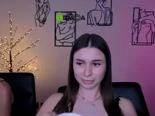 Flora-ri  live sex cam