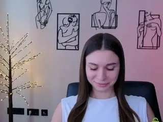 Flora-ri  live sex cam