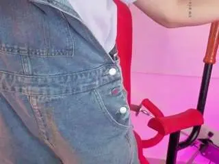 Natyspiice  live sex cam
