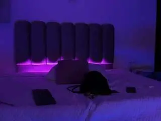 Alaskaflowers  live sex cam